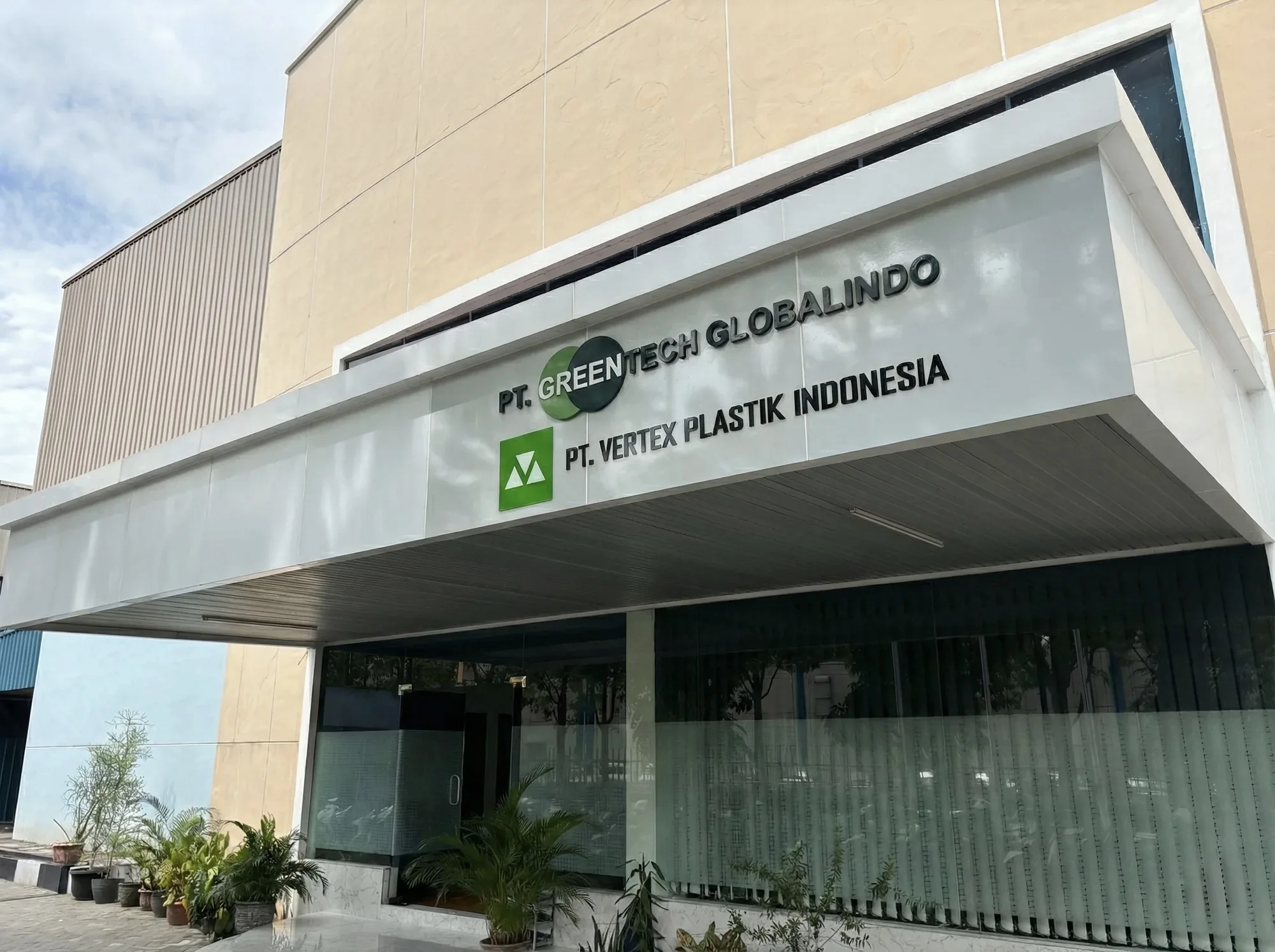 Vertex Plastik Indonesia Shopfront
